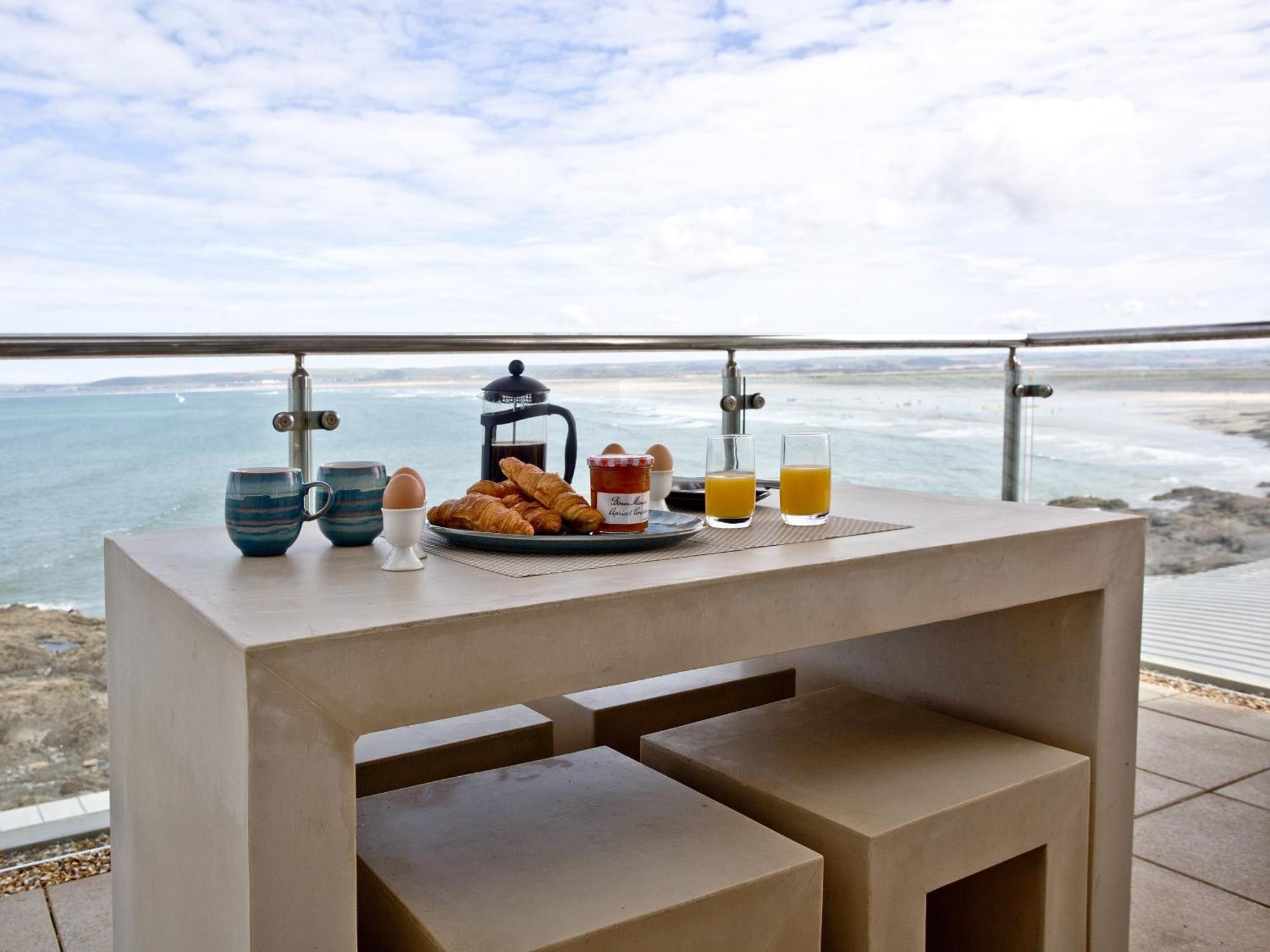 The Penthouse Bay View Apartment Westward Ho!  Exterior photo