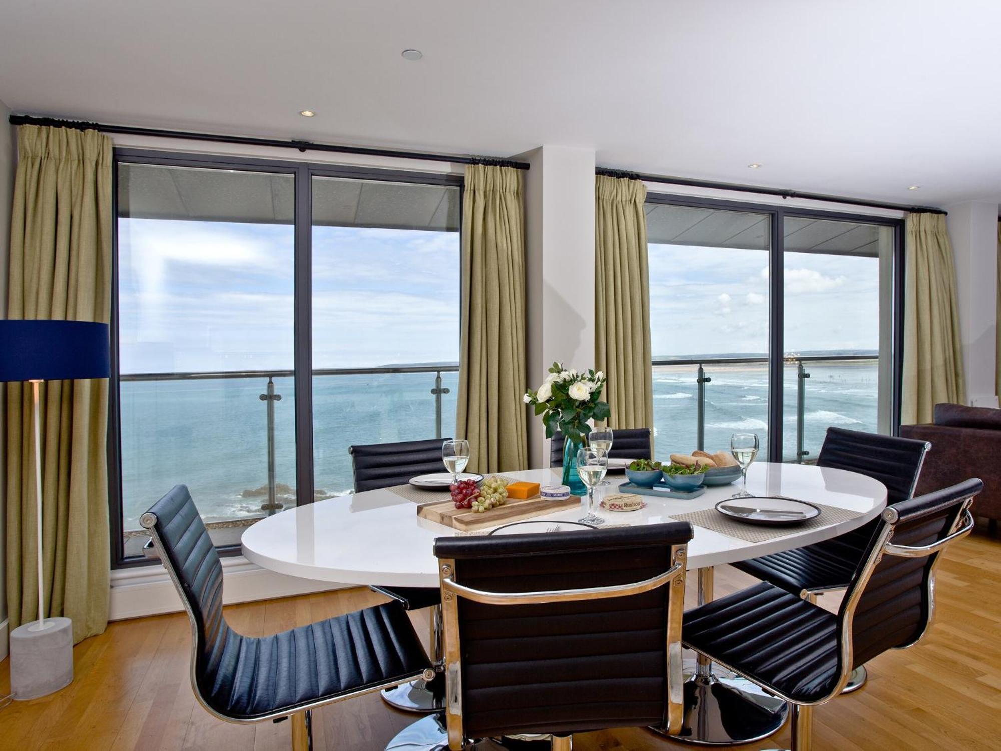 The Penthouse Bay View Apartment Westward Ho!  Exterior photo