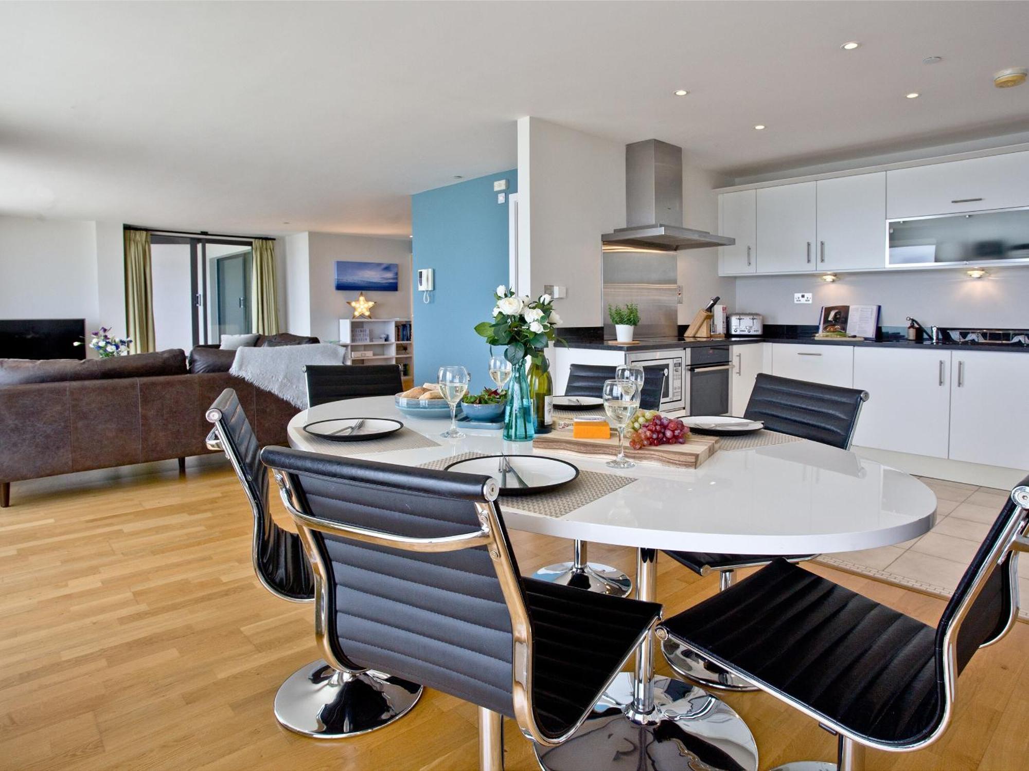 The Penthouse Bay View Apartment Westward Ho!  Exterior photo